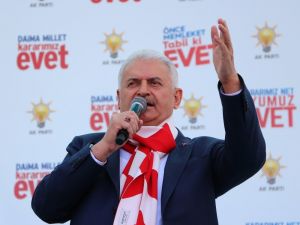 "Biz Denize Dökmeyiz, Yanaklarından Öperiz"