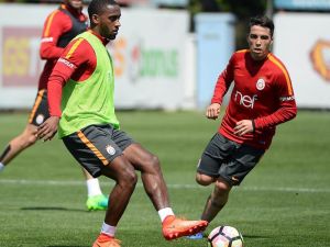 Galatasaray’da Derbi Hazırlıkları Sürüyor