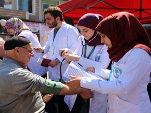 Rize'de Ücretsiz Sağlık Taraması Yapıldı
