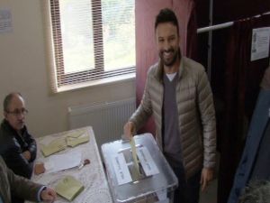 Megastar Tarkan Oyunu Kullandı