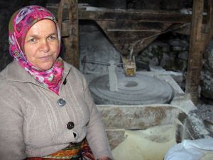 Bir Rivayet, Yedi Değirmen