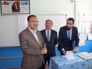 Adalet Bakanı Katılımdan Memnun