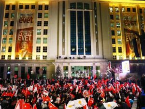 Ak Partililer Başbakan’ı Bekliyor