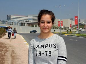 Sürekli Karnı Guruldayan Genç Kıza Yardım Eli Uzandı