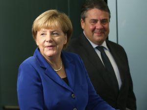 Merkel’den Diyalog Çağrısı