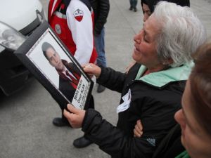 Şehit Annesi Gözyaşlarına Boğuldu: "Oğlum Beni Nasıl Bıraktın"