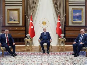 Erdoğan, Yargıtay Başkanı Ve Başsavcısını Kabul Etti