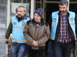 Tartıştığı Oğlunu Vurdu
