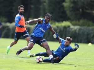 Fenerbahçe, Galatasaray Maçı Hazırlıklarını Sürdürüyor