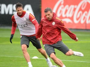Galatasaray’da Fenerbahçe Mesaisi Sürüyor