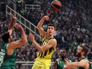 Fener Final Four’un Kapısını Araladı