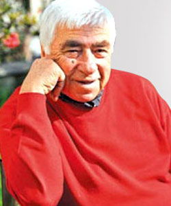 Ünlü Tiyatrocu Tekin Akmansoy Vefat Etti