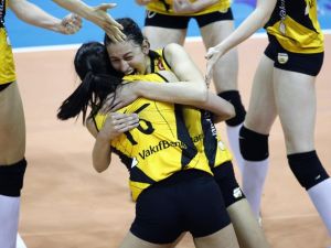 Türk Derbisini Kazanan Vakıfbank Finalde!