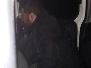 Eşiyle Tartıştı, Çocuğunu Rehin Aldı