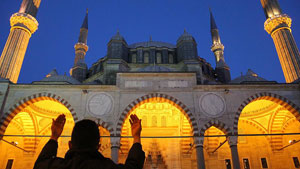Bugün Miraç Kandili