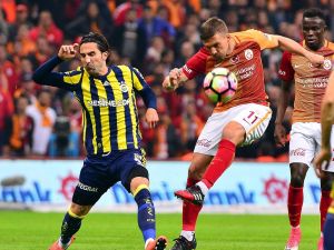Poldi Son Derbisine Çıktı