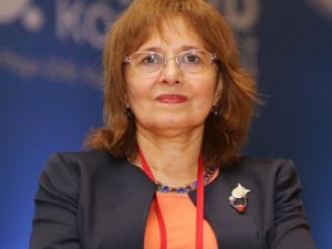 Prof. Dr. Köksal: “Çocukluk Çağı Aşılamada Dünyaya Örnek Olan Türkiye, Erişkin Bağışıklama Konusunda Sınıfta Kaldı”