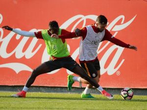 Galatasaray, Günü Çift Antrenmanla Tamamladı
