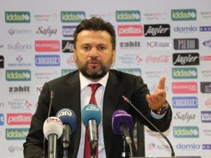 "Oyuncularım Devre Arasında Ağlıyor"