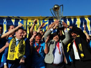 Ankaragücü Şampiyonluk Kupasını Aldı