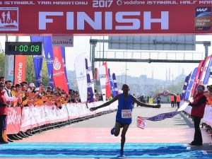 İstanbul Yarı Maratonu Sona Erdi