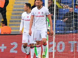 Beşiktaş Derbide Eksik