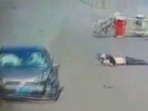 Dikkatsiz Sürücü Metrelerce Uçtu