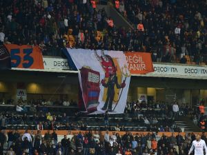 Başakşehir Taraftarından Rıdvan Dilmen’e Mesaj