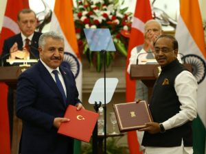 Bakan Arslan Hindistan’da Mutabakat Zaptı’na İmza Attı