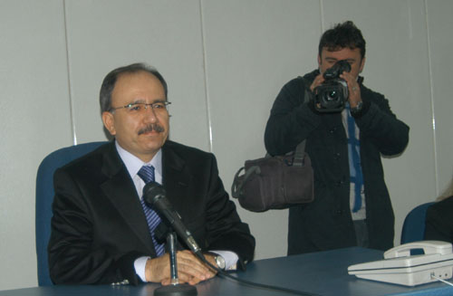 Rize Valisi Zekeriya Şarbak'ın ilk demeçleri