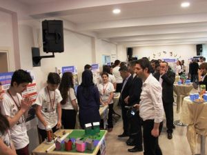 Artvin’de Lise Öğrencilerinin Bilim Fuarı Açıldı