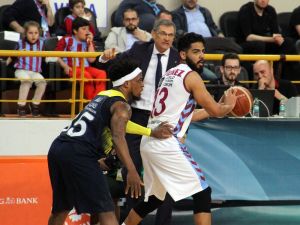 Fenerbahçe Deplasmanda Kazandı
