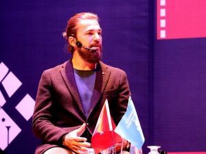 Engin Altan Düzyatan "Diriliş Ertuğrul"dan Ayrılıyor Mu ?