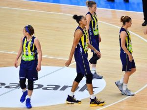 Finalin Adı: Yakın Doğu Üniversitesi - Fenerbahçe