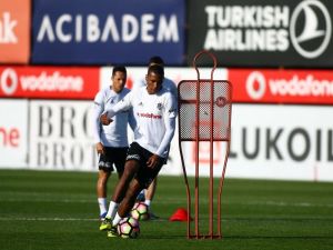 Beşiktaş’ta Kadro Şekillendi