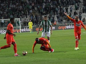 Gol Düellosundan Alanyaspor Galip Çıktı