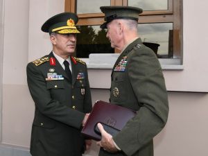 Abd Genelkurmay Başkanı İle Görüştü
