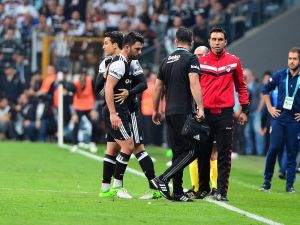 Beşiktaş, Evinde Derbi Kazanamadı