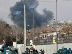 Afganistan’da Medreseye Bombalı Saldırı