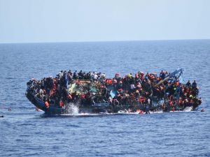 Akdeniz’de Göçmen Faciası: 250 Kayıp