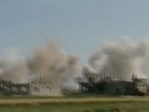 Rejim Güçleri Kefre Zeyt’i Bombaladı