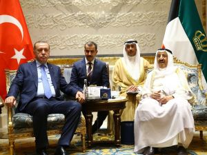 Cumhurbaşkanı Erdoğan Kuveyt Emiri İle Görüştü