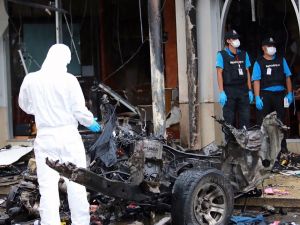 Süpermarkete Bombalı Araçlı Saldırı: 52 Yaralı