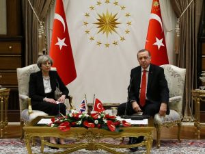 Erdoğan, İngiltere Başbakanı May İle Görüştü