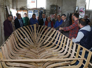 Vali Bektaş'tan Ahşap Tekne Ustalarına Ziyaret