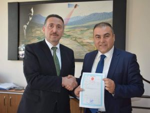 Yeni Üniversite İçin El Ele Verdiler