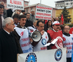 Türk Büro-Sen Rize Şubesi'nden İş Bırakma Eylemi