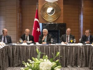 Yıldırım, İngiliz Basın Mensuplarıyla Buluştu