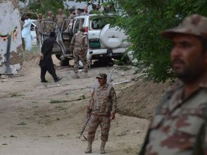 Pakistan’da Bombalı Saldırı: 25 Ölü