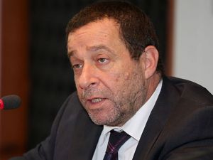 Denktaş Hastaneye Kaldırıldı